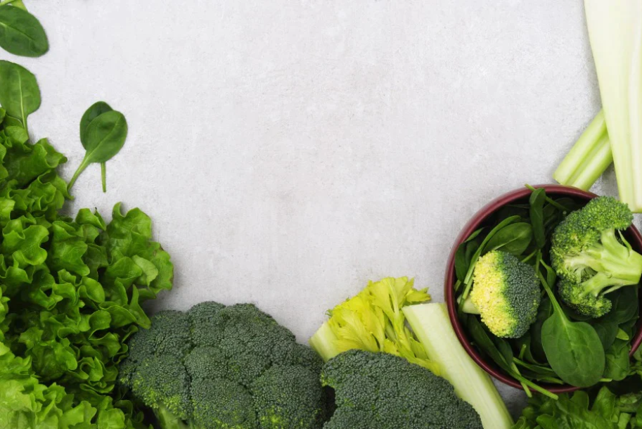 9 Benefits of Palak Juice for Skin, Hair & Health