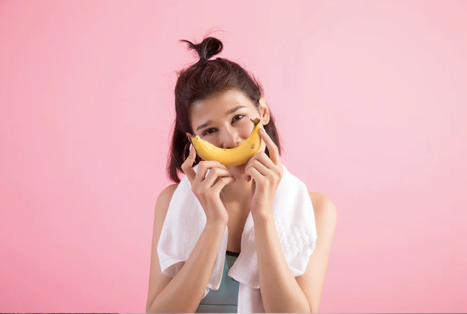 These Banana Face Masks Are Amazing for All Skin Types
